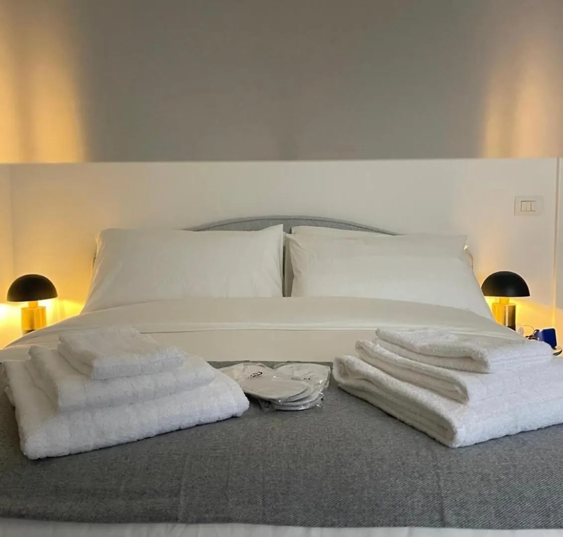 Naviglio Suite Milan